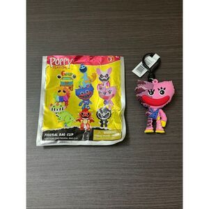 Poppy Playtime Series 2 Figural Bag Clip Keychain - Kissy Missy